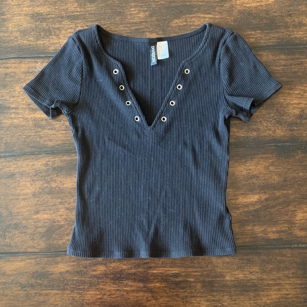 H&M Black short sleeve tee